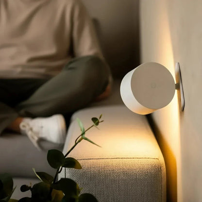 Noctura™ – Lámpara de Pared Minimalista